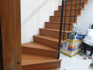 Mặt bậc cầu thang nhựa giả gỗ Hải Phòng