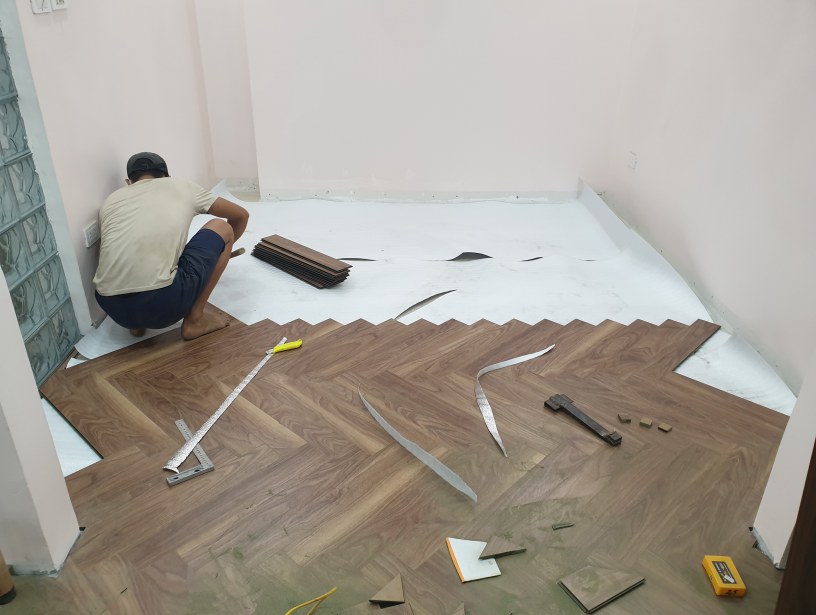 sửa sàn gỗ công nghiệp tại nhà